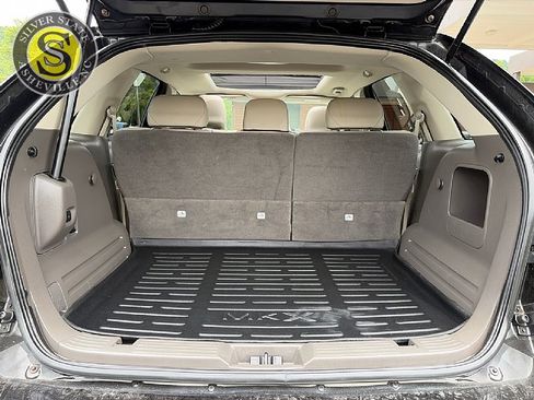 Used 2010 Lincoln MKX AWD image 25