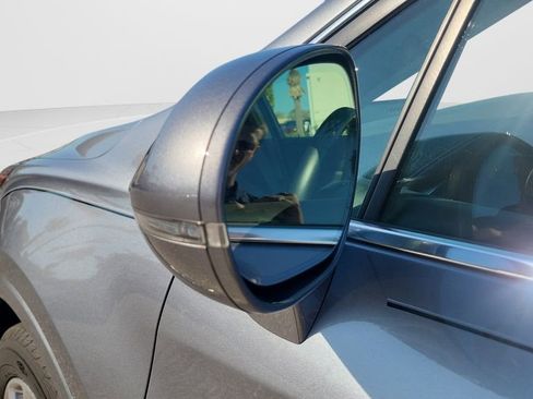 Used 2020 Buick Envision Essence FWD image 25