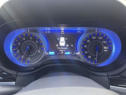 Used 2018 Chrysler 300 S AWD/4WD image 20