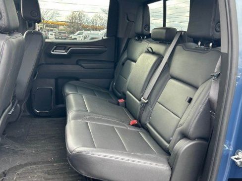Used 2024 GMC Sierra 1500 SLT w/ SLT Premium Plus Package image 11