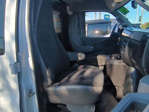 Used 2024 Chevrolet Express 2500 w/ Driver Convenience Package image 24