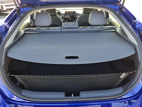 Used 2022 Hyundai Ioniq SE image 12