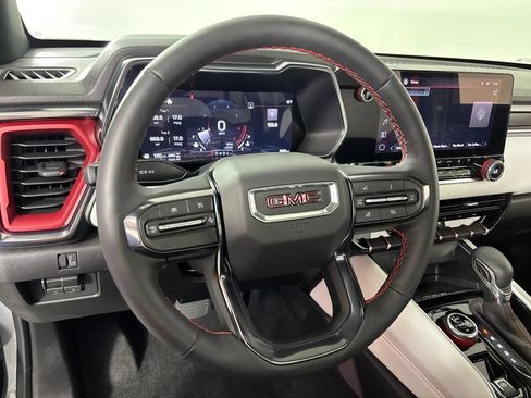 Used 2026 GMC Canyon AT4X AWD/4WD image 27