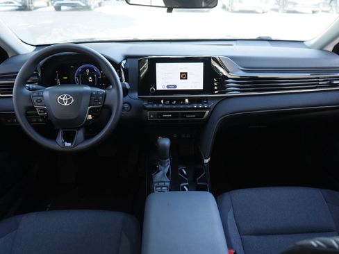 Used 2026 Toyota Camry LE FWD image 23