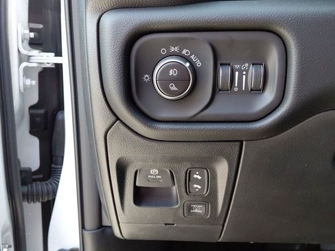 New 2026 RAM 1500 Big Horn AWD/4WD image 29