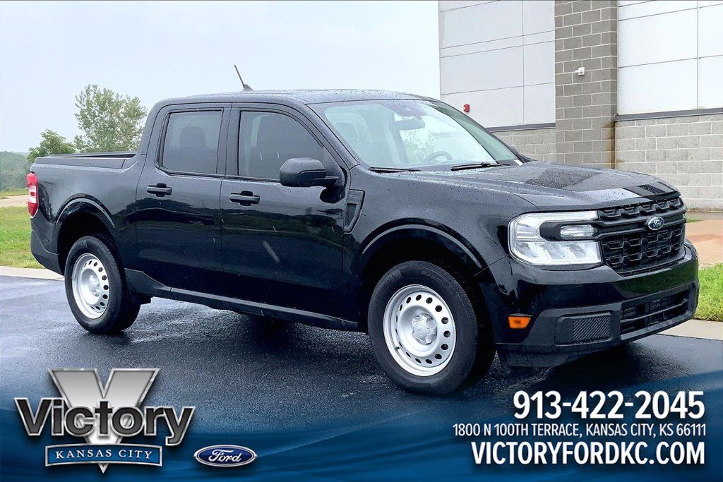 Used 2024 Ford Maverick XL FWD image 1
