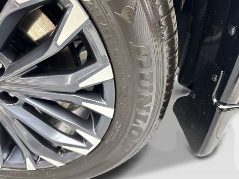 Used 2025 Nissan Rogue Platinum w/ Tech Package image 76