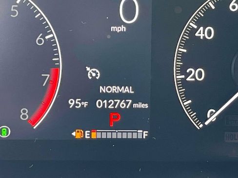 Used 2026 Honda HR-V Sport image 25