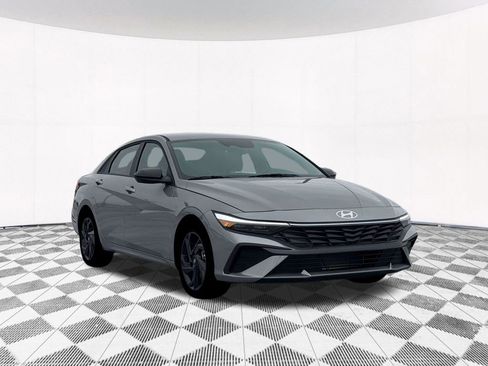 New 2026 Hyundai Elantra Sport w/ Cargo Package image 16