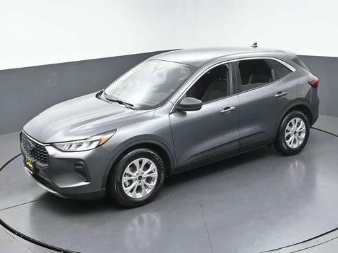 Used 2023 Ford Escape Active FWD image 35