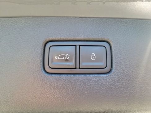 Used 2024 Genesis GV80 2.5T AWD/4WD image 8