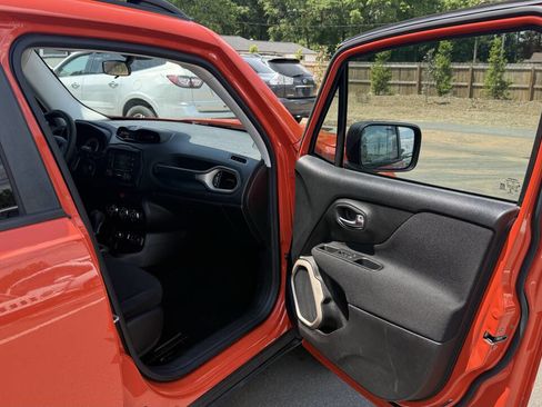 Used 2017 Jeep Renegade Sport w/ Power & Air Group AWD/4WD image 17