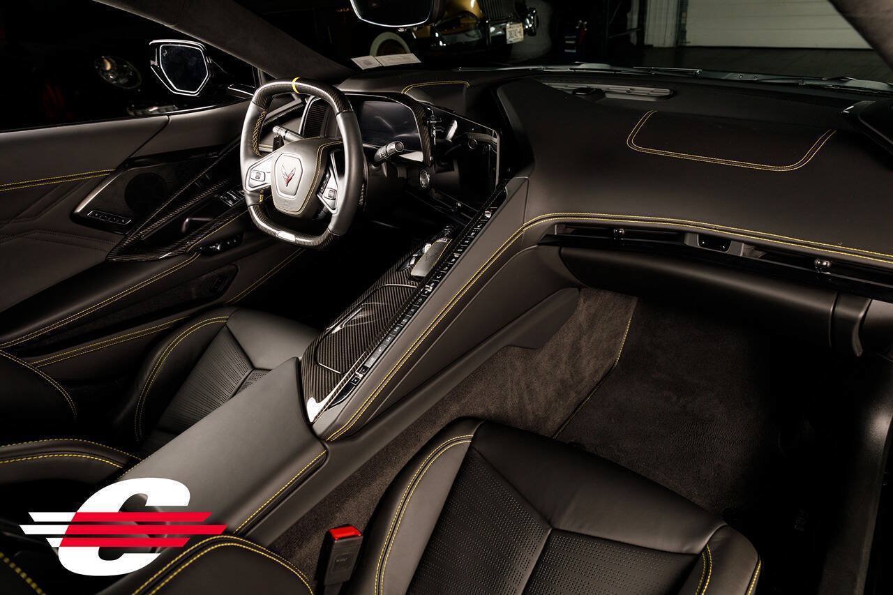 Used 2023 Chevrolet Corvette Z06 w/ Z07 Performance Package RWD image 27