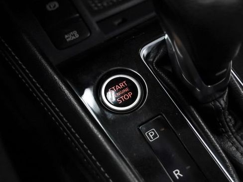 Used 2024 Nissan Kicks SR FWD image 21