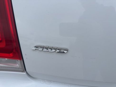 Used 2020 Chrysler 300 Limited image 12