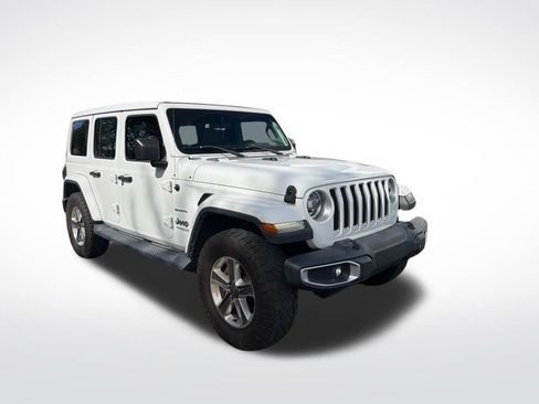 Used 2019 Jeep Wrangler Unlimited Sahara w/ Safety Group image 2