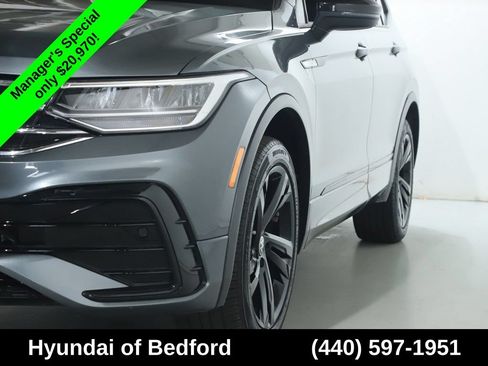 Used 2023 Volkswagen Tiguan SE R-Line FWD image 4
