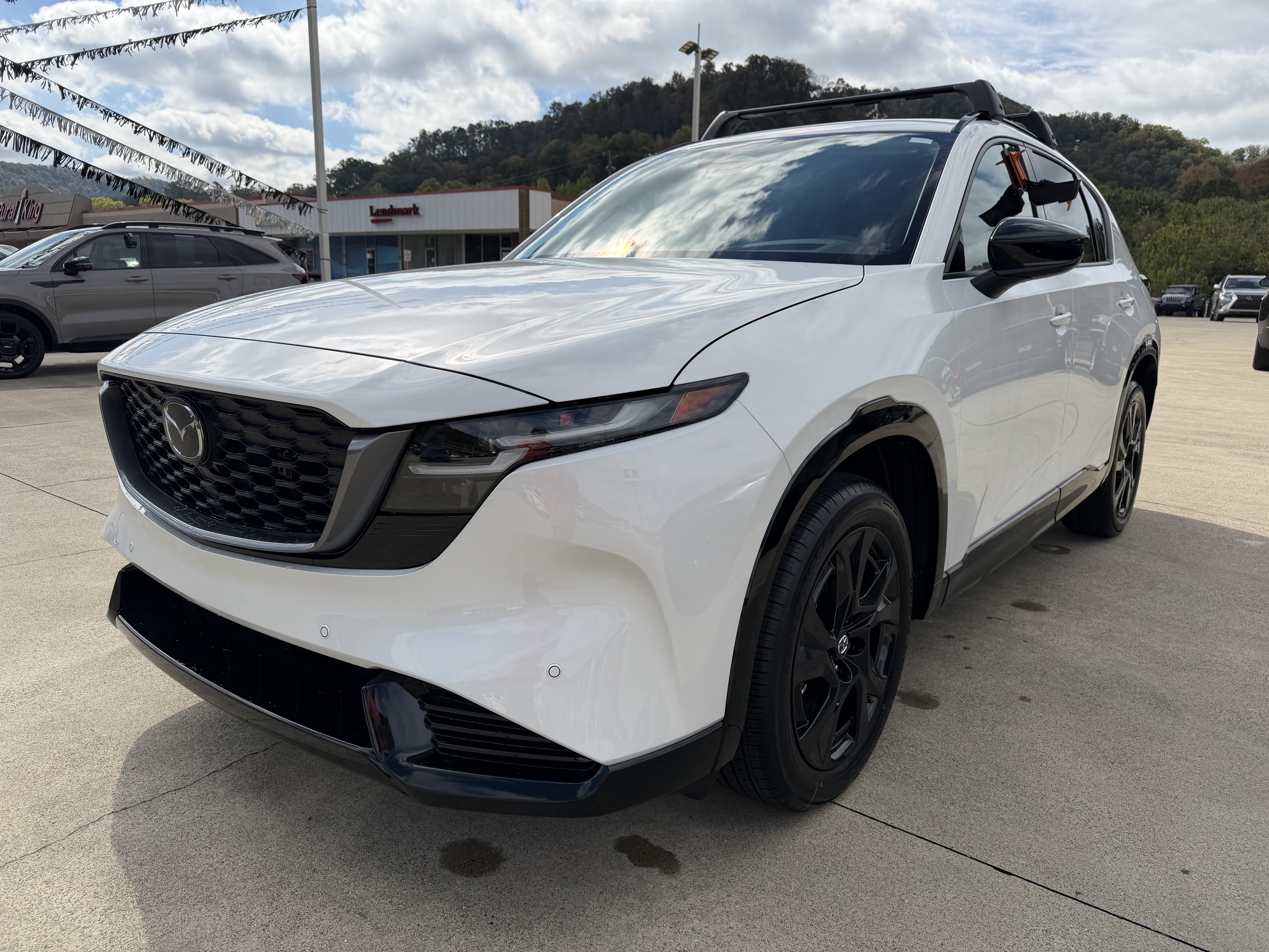 New 2026 MAZDA CX-5 2.5 S w/ Premium Package AWD/4WD image 3