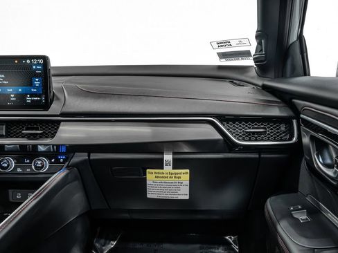 Used 2025 Acura ADX A-Spec image 19