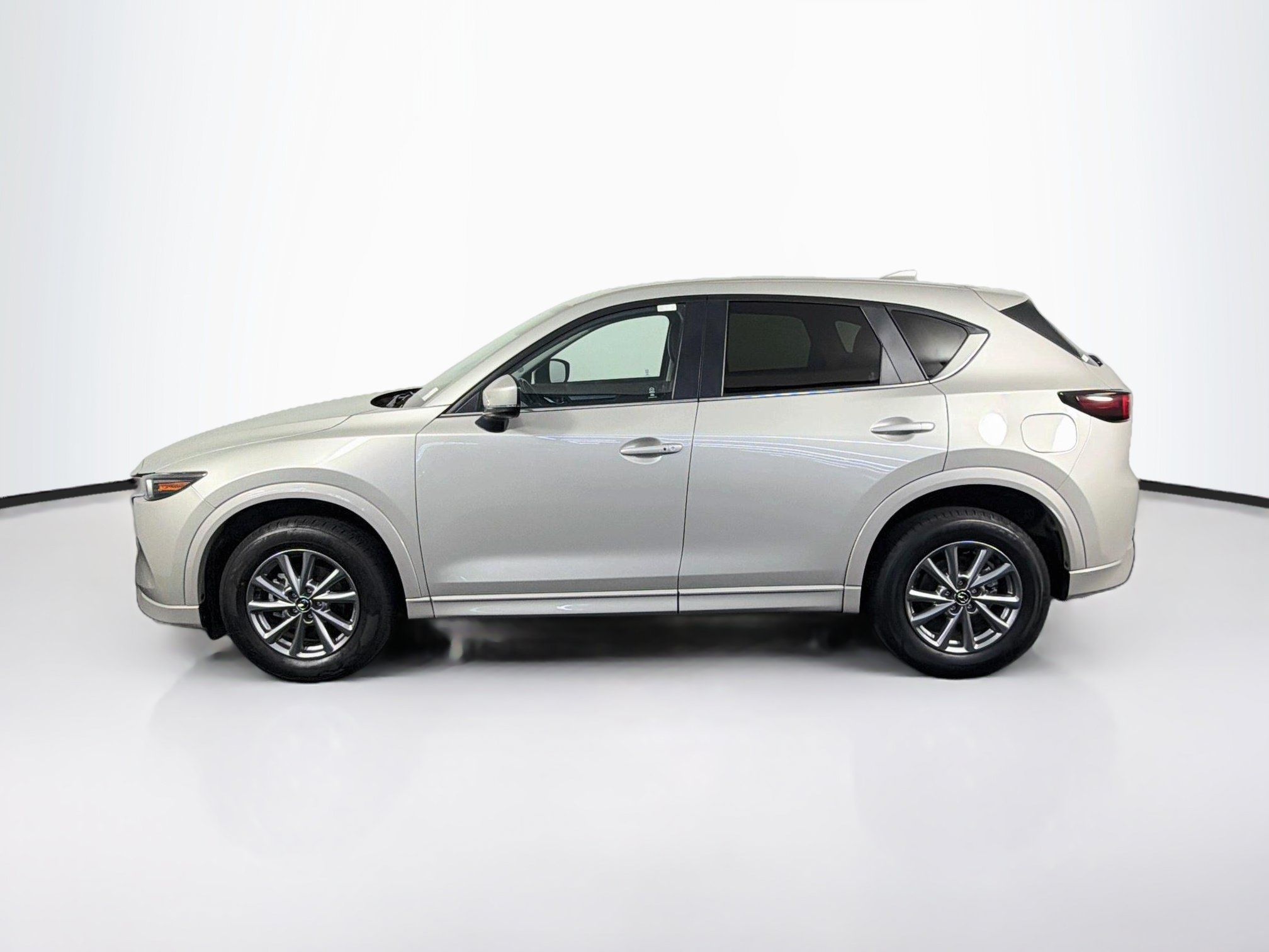 Used 2025 MAZDA CX-5 AWD 2.5 S w/ Preferred Package image 4