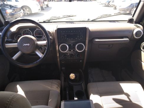 Used 2008 Jeep Wrangler Unlimited Sahara image 16