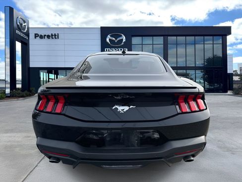 Used 2024 Ford Mustang Premium image 7