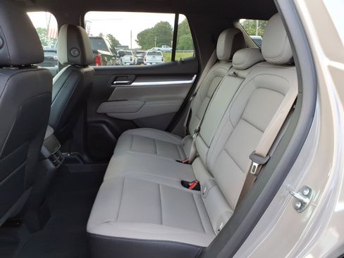 New 2026 GMC Terrain Elevation w/ Elevation Premium Package FWD image 22