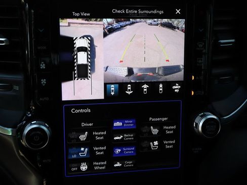 Used 2020 RAM 2500 Laramie w/ Night Edition AWD/4WD image 39