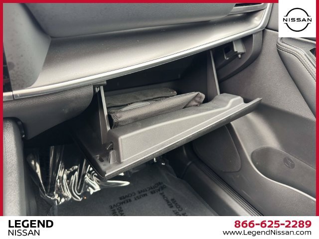 Certified 2023 Nissan Rogue SV w/ SV Premium B Package AWD/4WD image 35