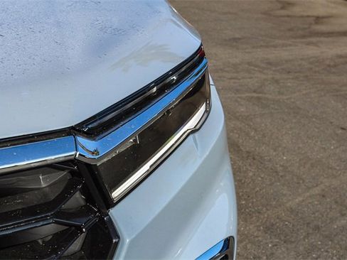 New 2025 Honda Pilot Touring image 16