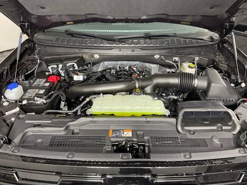 New 2027 Ford Expedition Platinum w/ Driver's Package AWD/4WD image 9
