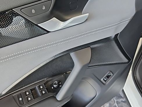 New 2026 Volkswagen Tiguan SE R-Line image 27