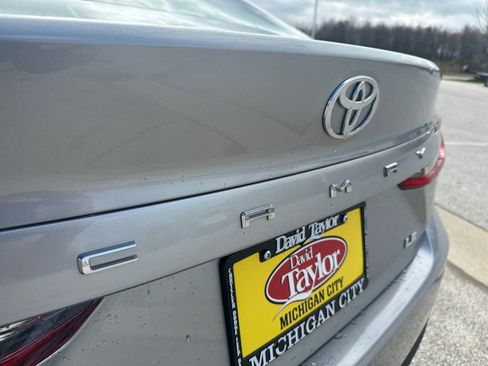 Used 2025 Toyota Camry LE w/ Convenience Package FWD image 34
