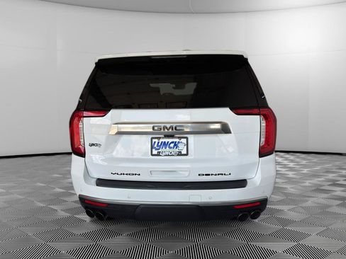Used 2022 GMC Yukon Denali w/ Denali Ultimate Package AWD/4WD image 4