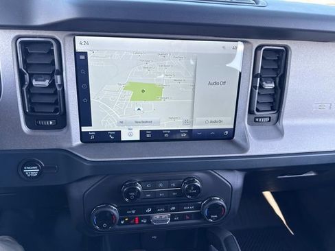 Used 2024 Ford Bronco Outer Banks image 27