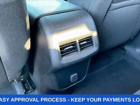 Used 2018 Chevrolet Equinox LT image 13