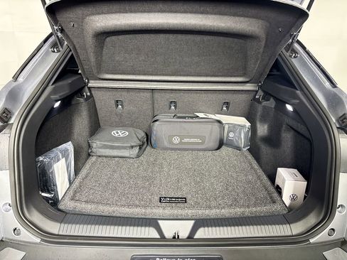 New 2026 Volkswagen ID.4 Pro image 20