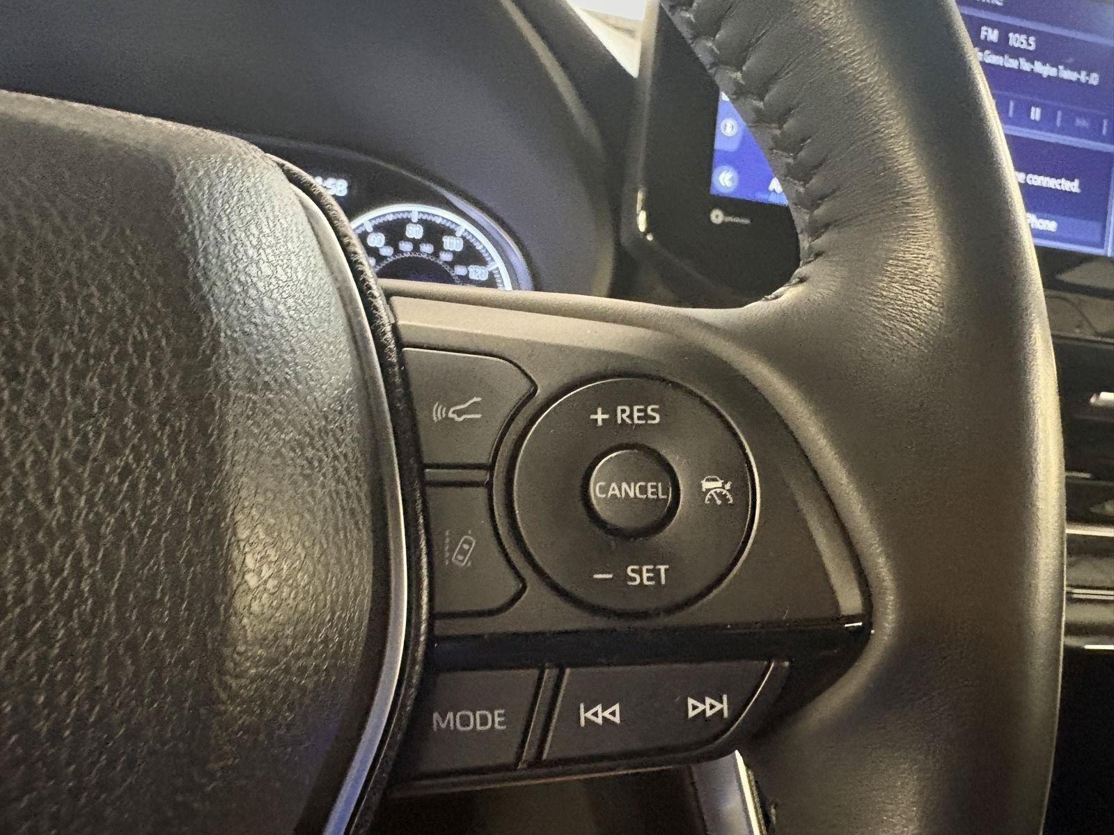 Used 2021 Toyota Venza Limited w/ Advanced Technology Package AWD/4WD image 30