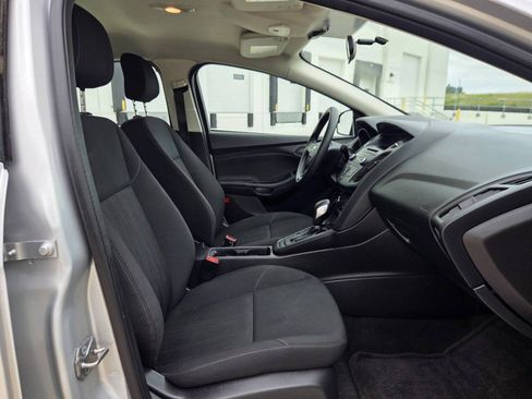 Used 2016 Ford Focus S FWD image 12