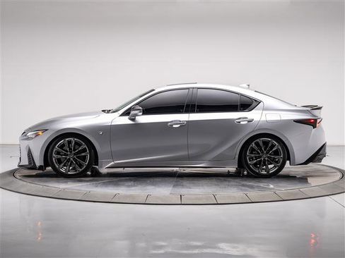 Used 2023 Lexus IS 350 F Sport RWD image 2