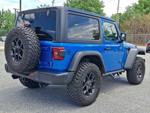 Used 2024 Jeep Wrangler Sport AWD/4WD image 9