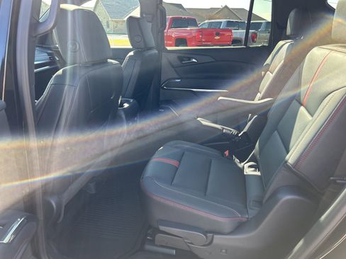 New 2026 Chevrolet Traverse RS w/ LPO, Floor Liner Package image 12