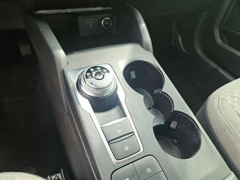 Used 2020 Ford Escape SE image 17