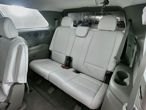 Used 2026 Hyundai Palisade SEL AWD/4WD image 29