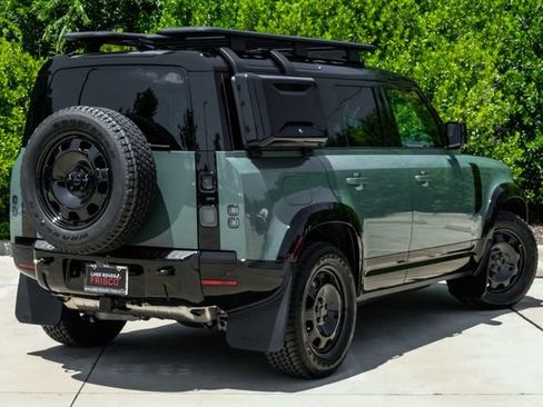New 2026 Land Rover Defender 110 Trophy Edition AWD/4WD image 9