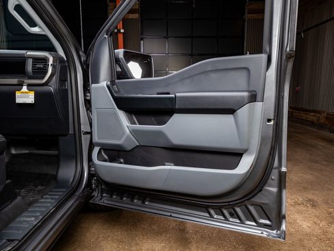 Used 2025 Ford F150 XL w/ Equipment Group 103A High image 28