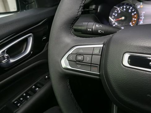 Used 2026 Jeep Compass Limited AWD/4WD image 30