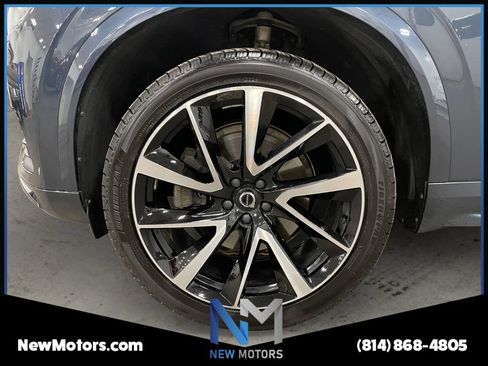 Used 2022 Volvo XC90 T6 Momentum w/ Climate Package AWD/4WD image 14