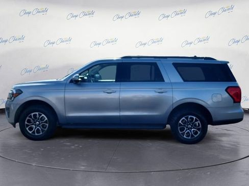 Used 2024 Ford Expedition Max XLT AWD/4WD image 2