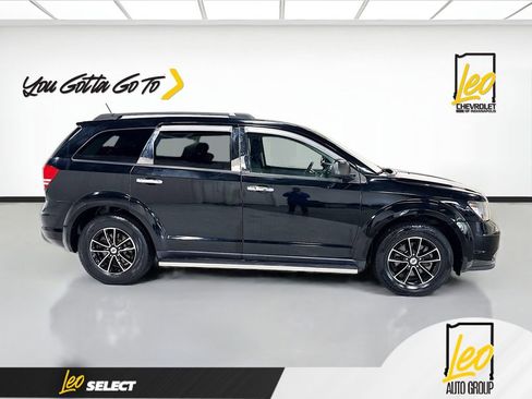 Used 2018 Dodge Journey SE w/ Popular Equipment Group image 4